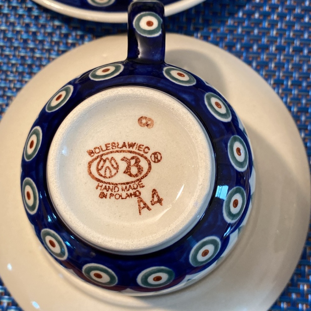 8 piece set Polish Pottery cups and saucers, Boleslawiec, Peacock pattern - Picture 6 of 6